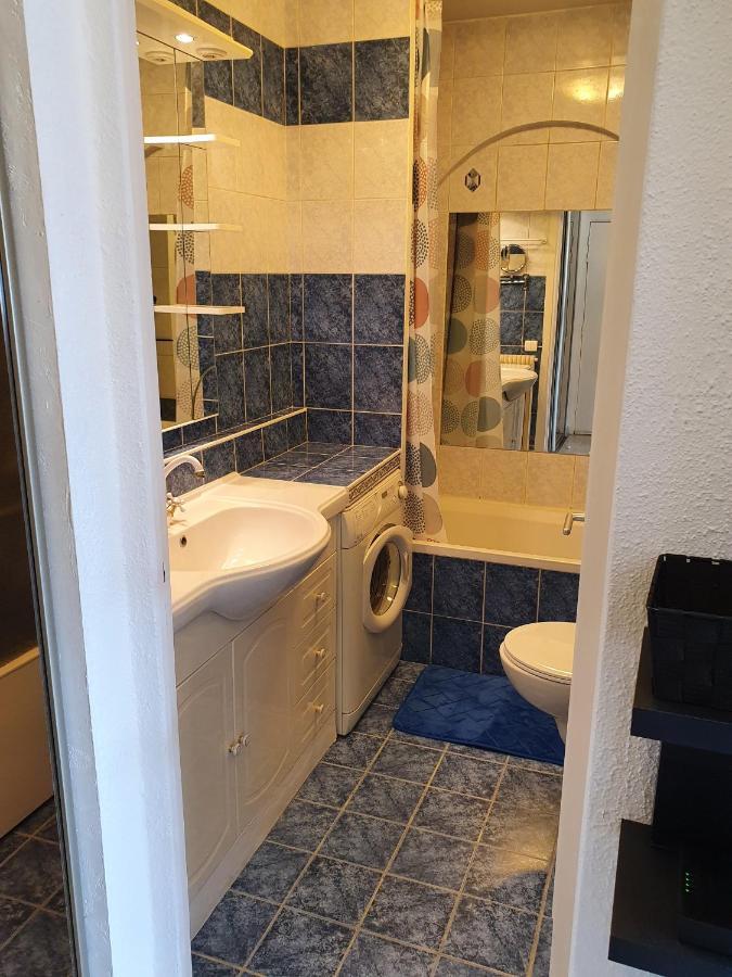 Superbe appartement plage SAINT-LAURENT DU VAR Extérieur photo